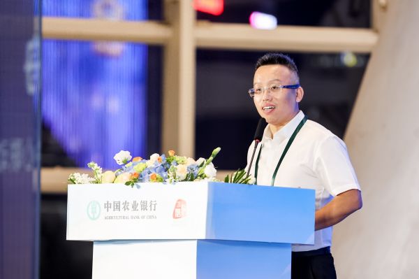 農(nóng)情億萬(wàn)家 中國(guó)農(nóng)業(yè)銀行深化推進(jìn)“誠(chéng)信、興商、惠民”主題消費(fèi)節(jié)